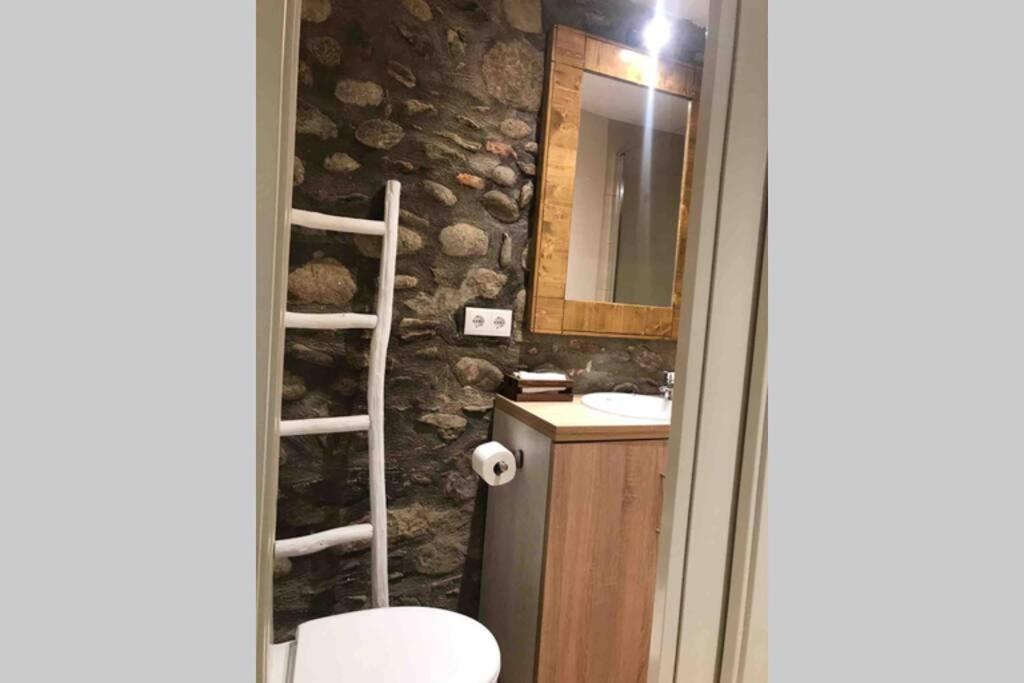Puigcerdá Centro. Acogedor apartament en el pueblo Exterior foto